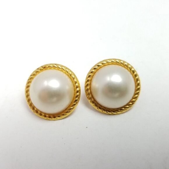 Vintage Faux Pearl and Gold Tone Stud Earrings, Cabochon Style, Estate - Picture 6 of 6